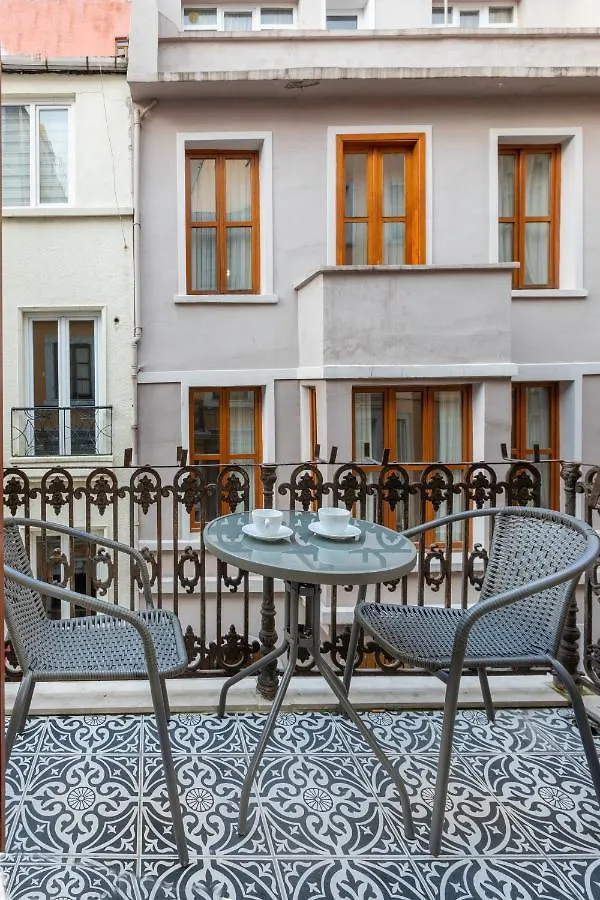 9 Pera Apartment Istanbul Turkey